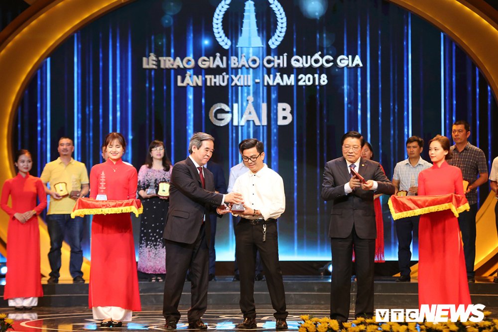 hoi thanh duc chua troi (1)
