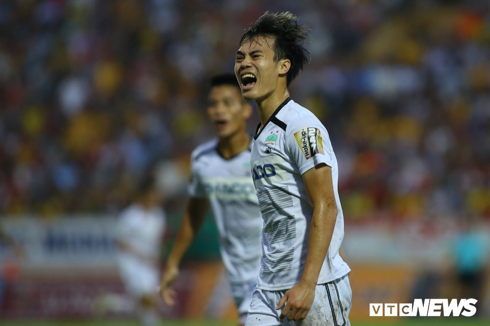 van toan nam dinh hagl v-league (16) 15
