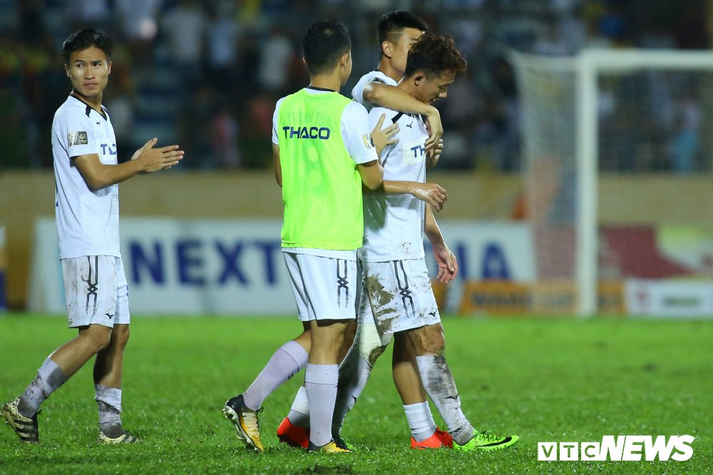 van toan nam dinh hagl v-league (7) 7