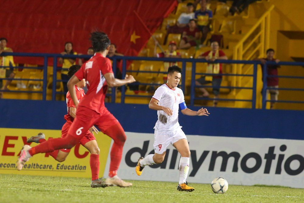 U18 Viet Nam vs Singapore (3) 10
