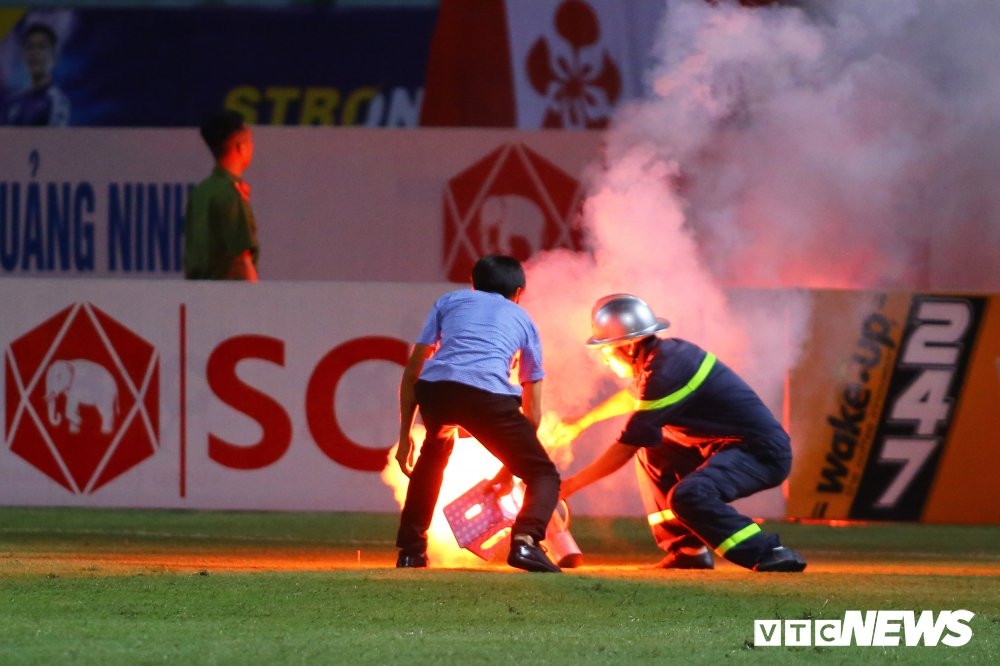 phao sang ha noi fc nam dinh (4) 3