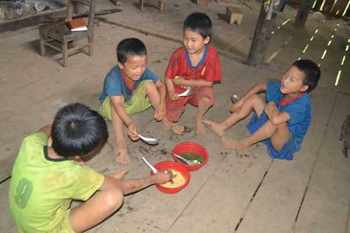 1467368007-146691429543463-anh-10