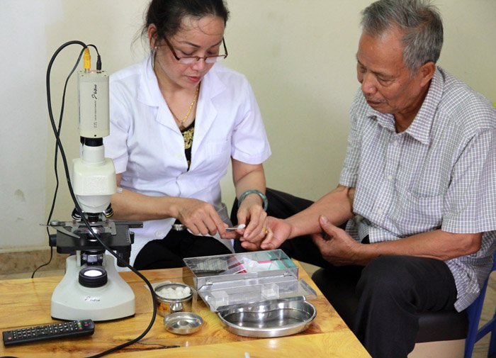 Hinh anh ‘Than duoc 300 tuoi’ tri tan goc Roi loan tien dinh cua nu lang y tai ba