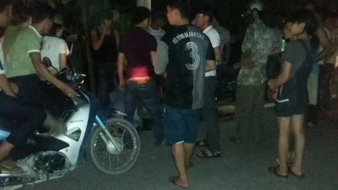 rat-dong-nguoi-dan-chung-kien-1468110342