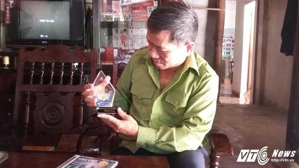 e5c4867a-e909-4ca0-aa8c-90bdfaea5c3e