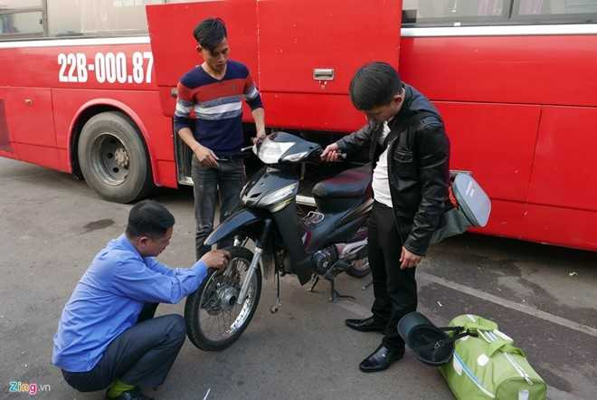 Nguoi dan tro lai Ha Noi, nhieu tuyen duong un tac hinh anh 9