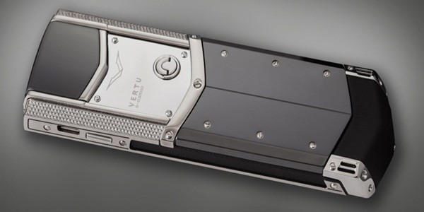 Nhung chiec dien thoai Vertu dat nhat Viet Nam hinh anh 3