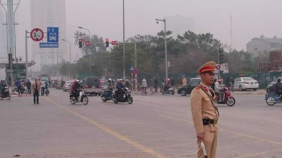 16711486_734760383354636_