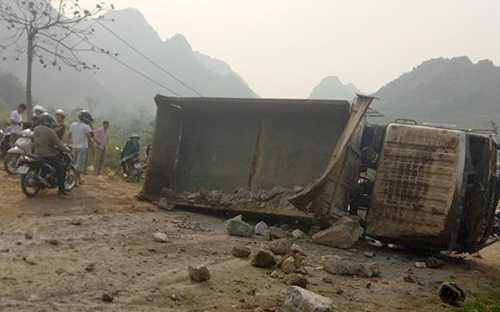 xe-tai-2-7296-1488796983