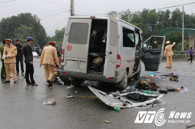 nguyen nhan vu tai nan xe ruoc dau o ha nam