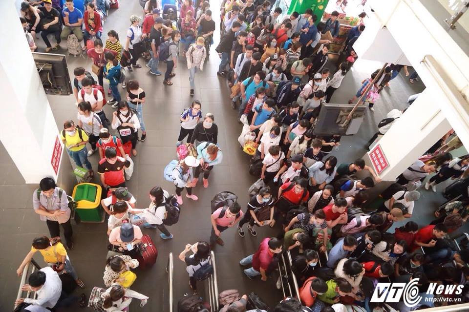 Hinh anh ket xe 30/4 12