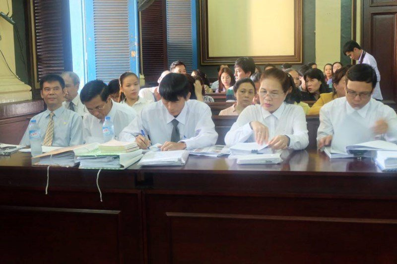 luat-su-cua-phuong-nga_tdgj