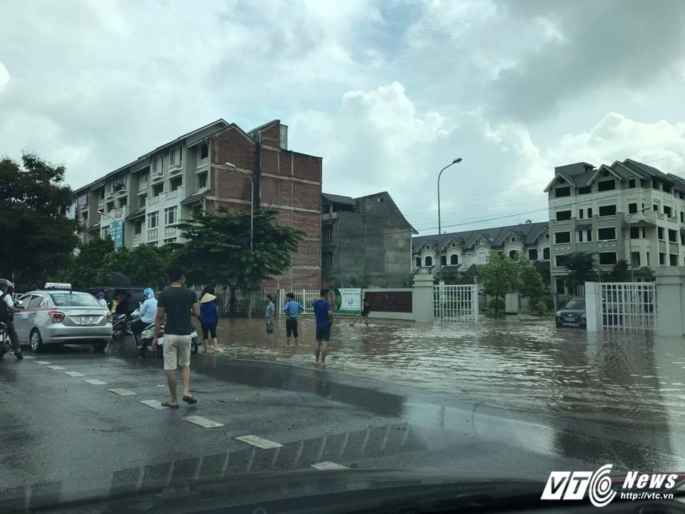 19895032_1250197091755598_4664405459343918208_n 3