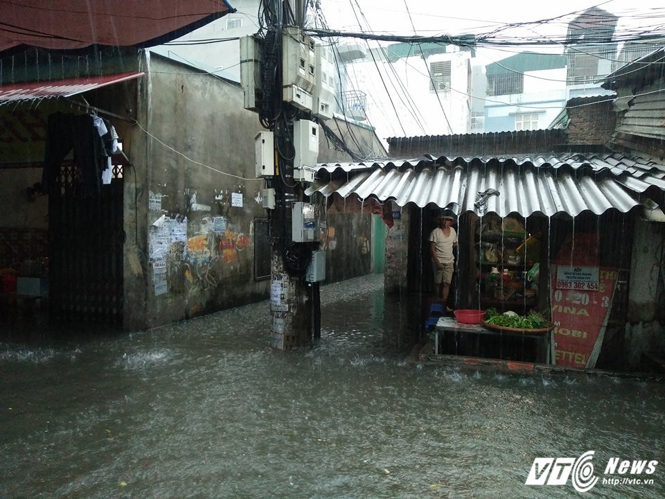 20197188_845867238904499_1089049848_n 3