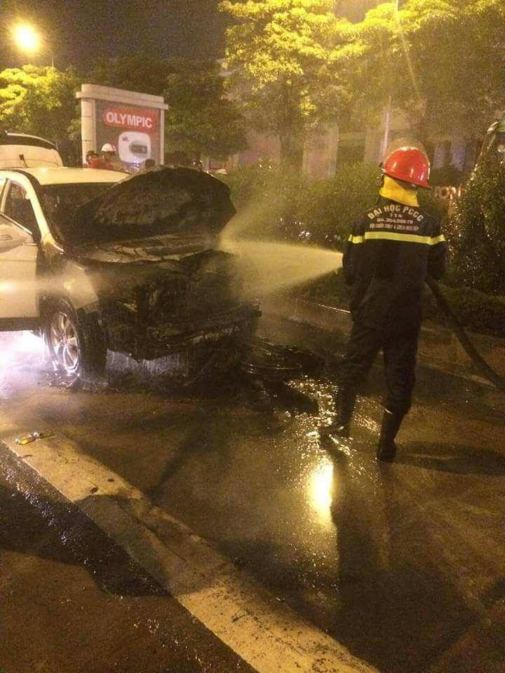 21912860_2002875979943551_321530207_n 3