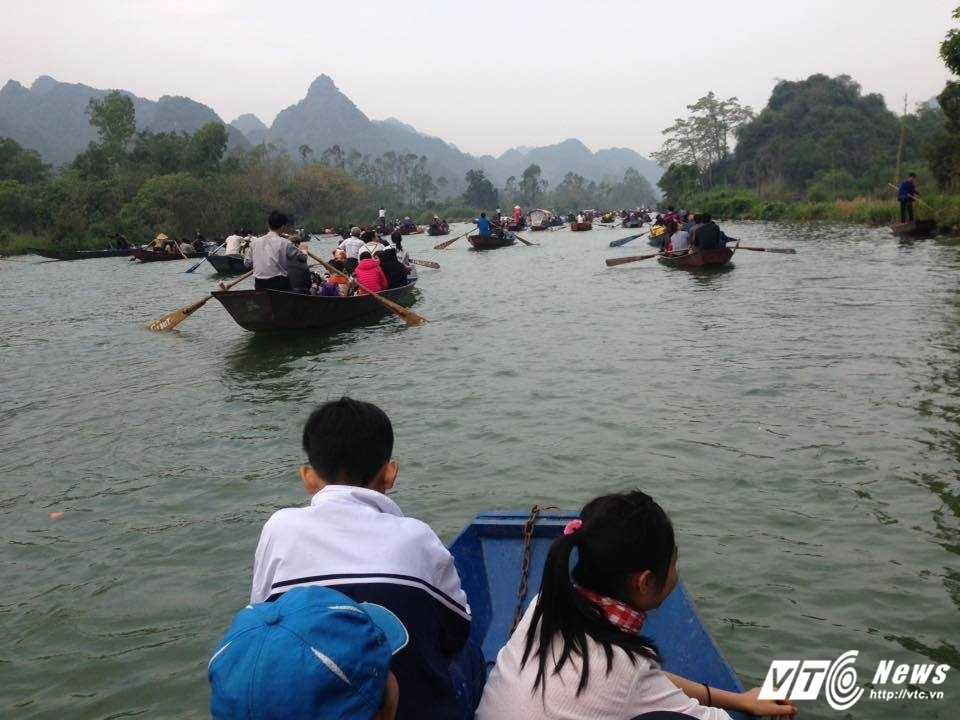 16299519_902704639872693_