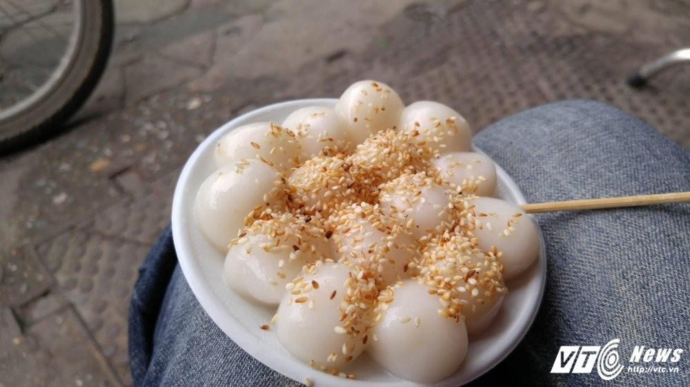 12953128_1049638518415448