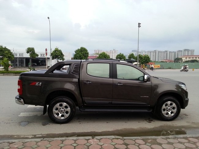 Hinh anh Nguoi Viet dang bat dau chuong xe ban tai hon la xe con? 15