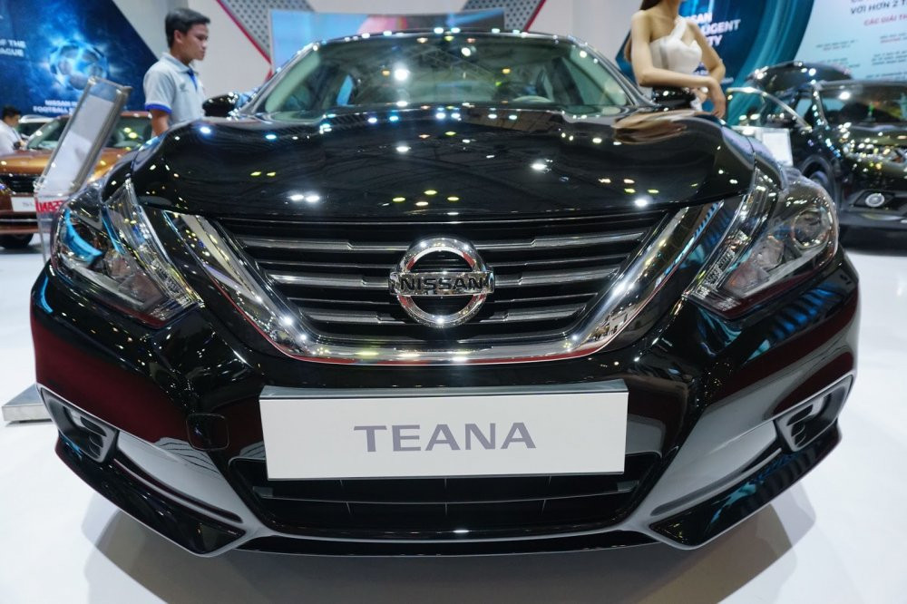 nissan-teana-sedan-hang-trung-tot-nhat-02-jvqfqhk5G7 7