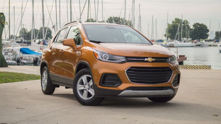 trax-2017-suv-thoi-thuong-cua-nam-2017-8 5