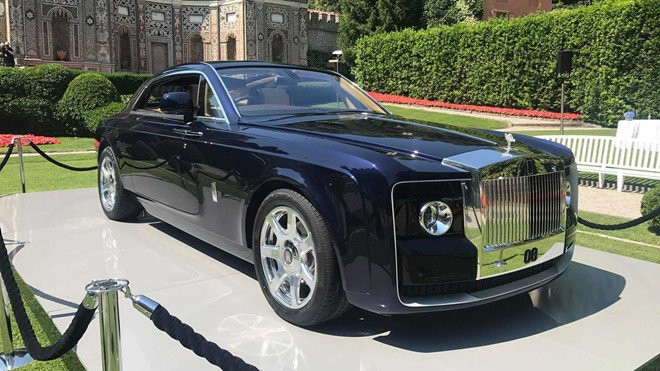 rollsroycesweptailatvilladeste_3