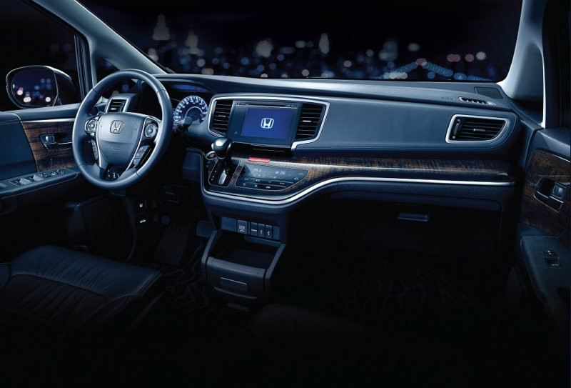 112642_Honda_Odyssey_2017_2 3