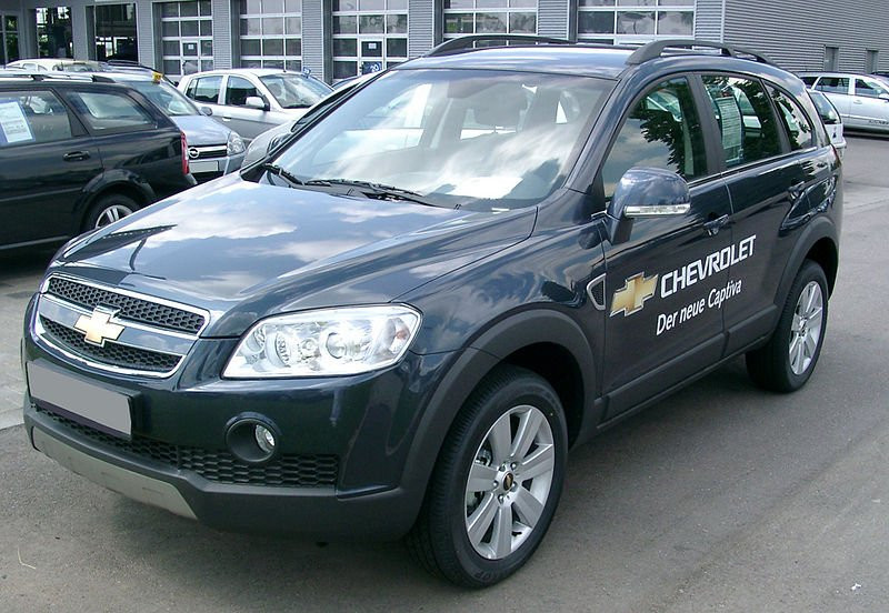 800px-Chevrolet_Captiva_front_20070611 6