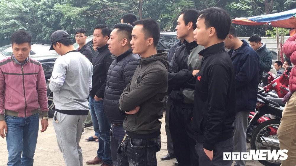 26906162_1566280503441463_1831107787_o 4