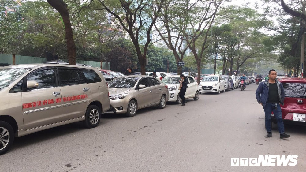 26937364_1566279870108193_1672675066_o 6