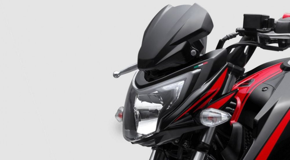 tvsapachertr2004vraceedition20headlamp1024x566-1520505886 3