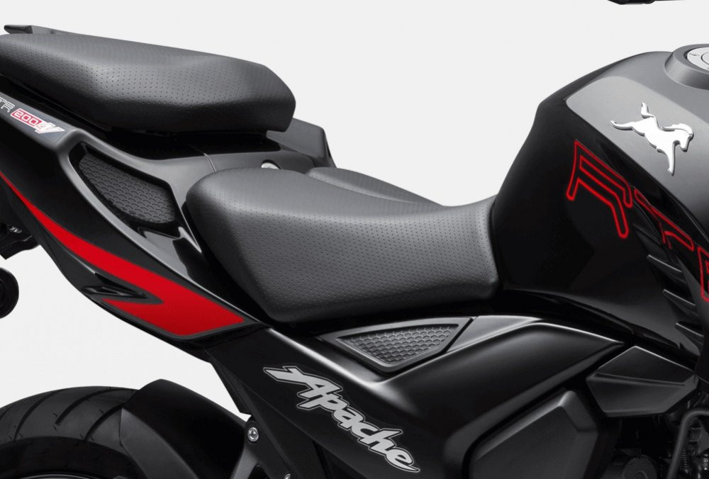 tvsapachertr2004vraceedition20seat-1520505897 5