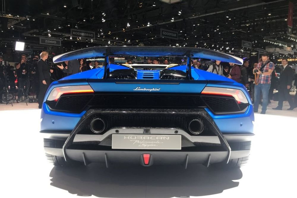 xehay-Lamborghini-Huracan-Performante-Spyder-070318-4 3