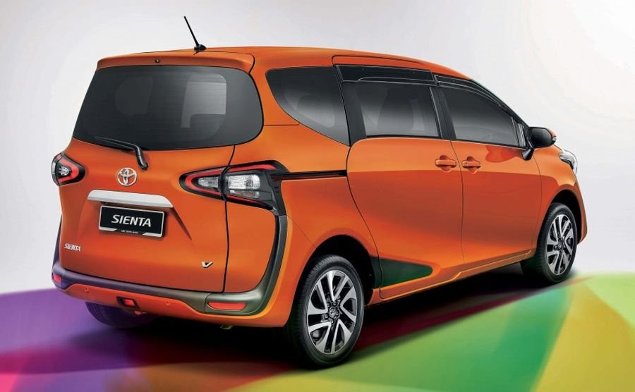 xehay-2018-Toyota-Sienta-150318-5 4