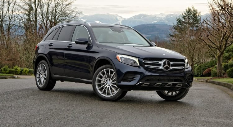 mercedes-glc-300-hien-ro-rang-tinh-manh-thao-cuon-hut-1-750x410