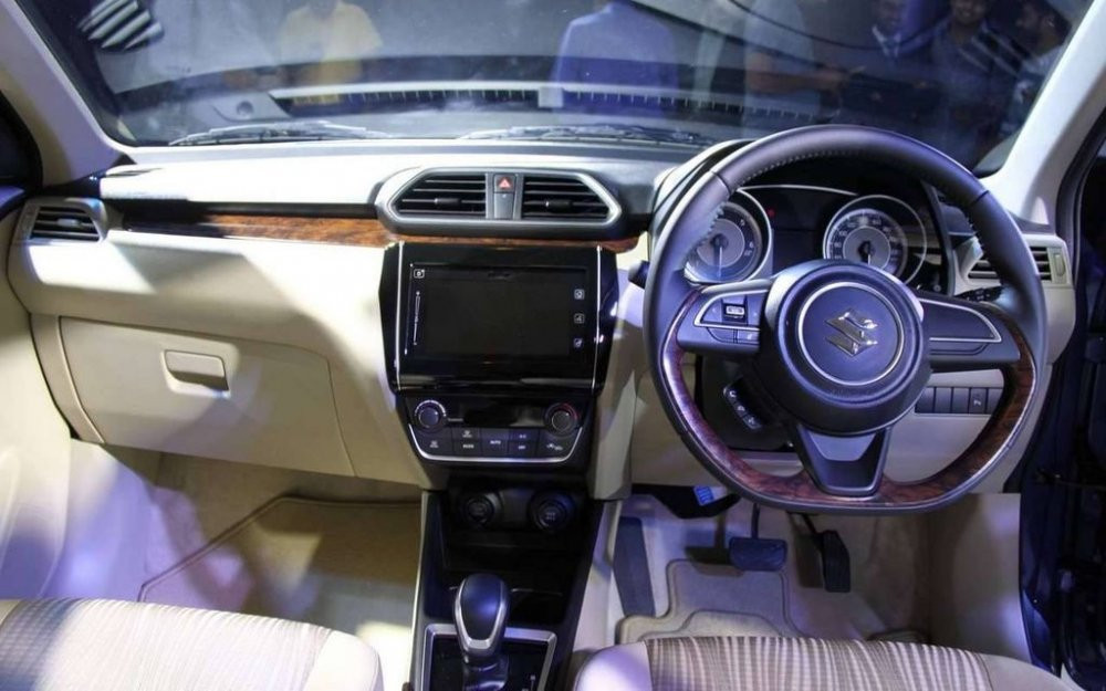 Xehay-Suzuki-Ertiga-170418-1 3