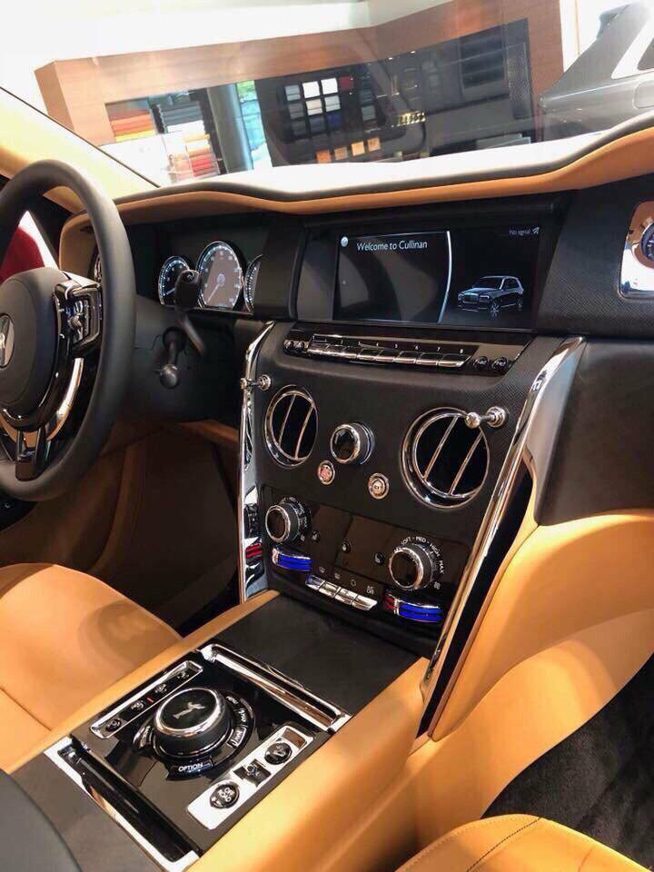 33216314_2082045995349785_1575777982838996992_n 3