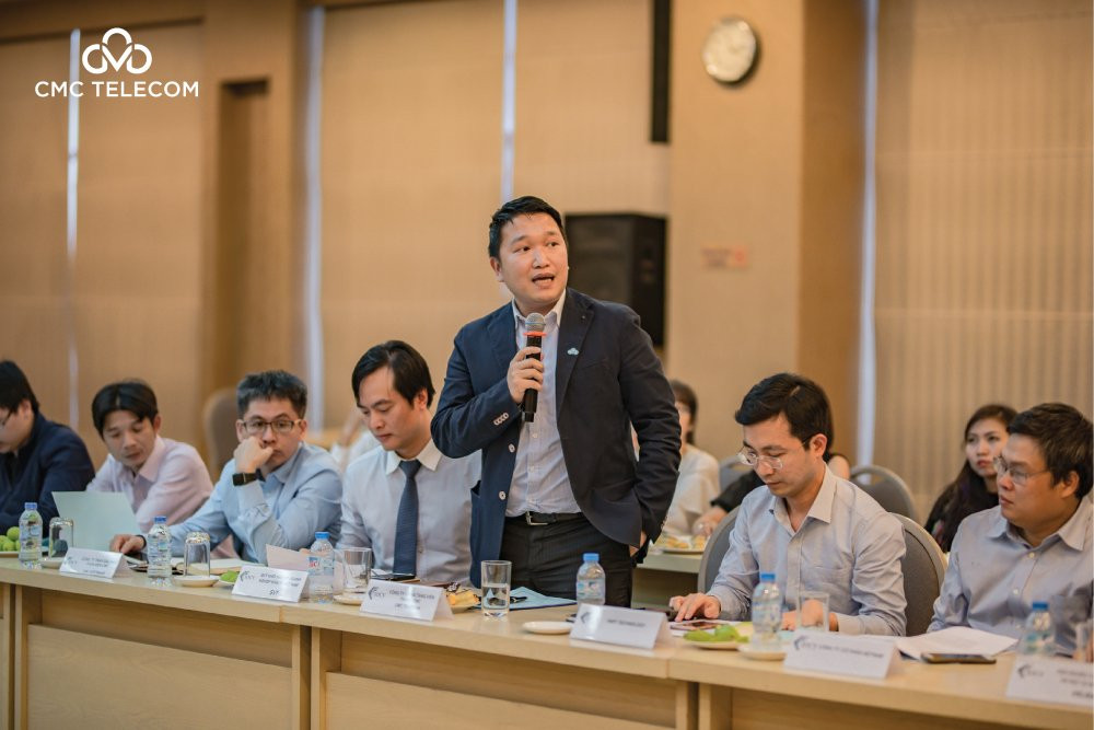 Dang Tung Son - DCEO CMC Telecom (1)