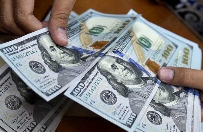 vnf-gia-usd-ngan-hang-lien-tiep-lap-dinh-moi-1649105