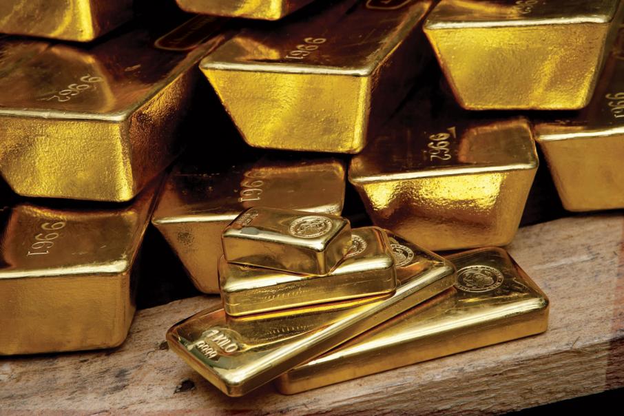 Gold-bar-mood-shot-1440_56