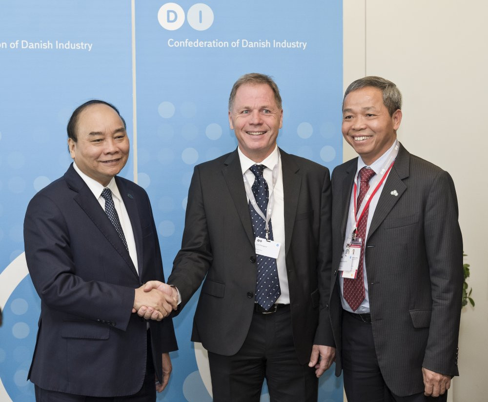 Thu tuong chuc mung hop tac chien luoc CMC- Approxima