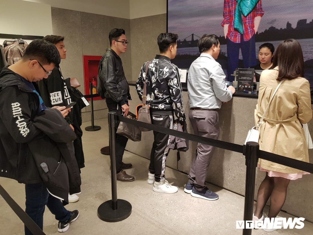 46661585_307845629820038_2602209642561929216_n 8