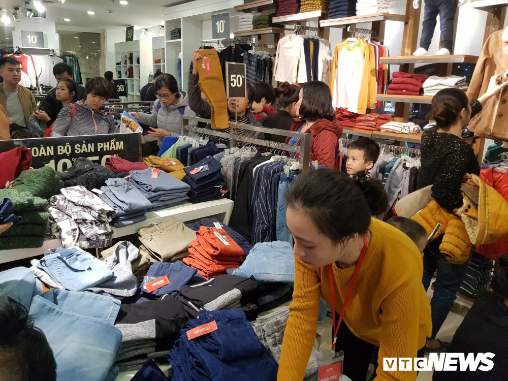 46760625_199354250980083_7164875794785763328_n 7