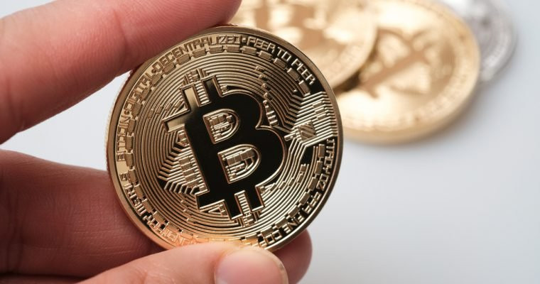 Bitcoin-held-760x400
