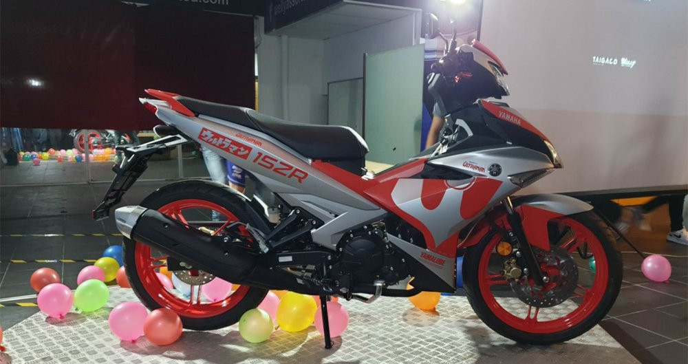 2019-yamaha-y15zr-ultraman-limited-edition-4-1200x900