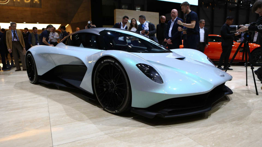 aston-martin-valkyrie