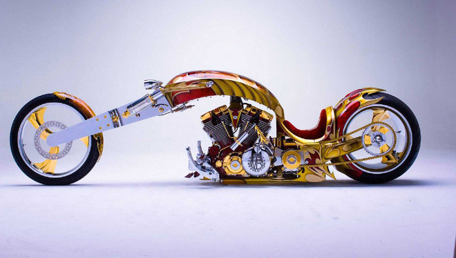 soi-chiec-chopper-nehmesis-ma-vang-doc-dao-nhat-hanh-tinh-2336357