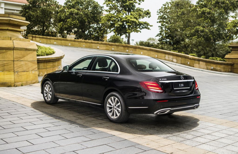 E-Class 2019-10719-8