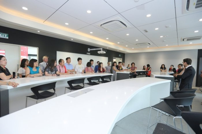 khach-tham-quan-kham-pha-co-so-quoc-te-8-20270310 25