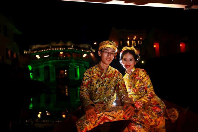 Cai ket vien man sau 11 nam cua cap yeu nhau tu cap 3 hinh anh 5