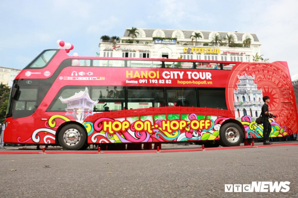 33848356_1557984174323860_4549528143618113536_n